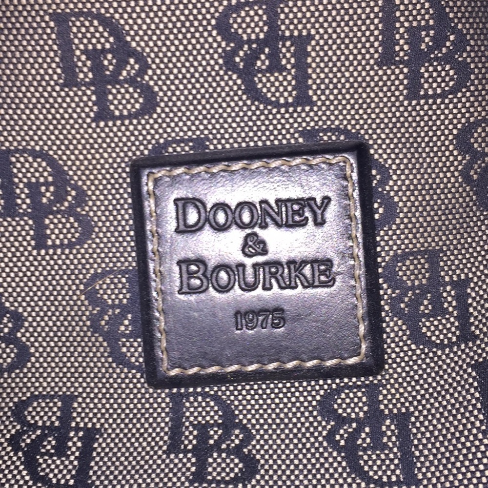 Dooney and Burke purse - Picture 7 of 8
